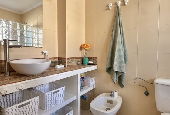 Herverkoop - Appartement / Flat -
Torrevieja