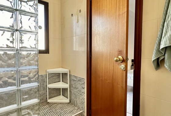 Herverkoop - Appartement / Flat -
Torrevieja