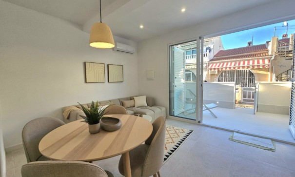 Resale - Wohnung Appartement -
Torrevieja - El chaparral