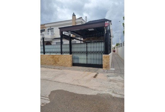 Herverkoop - Appartement / Flat -
Orihuela Costa