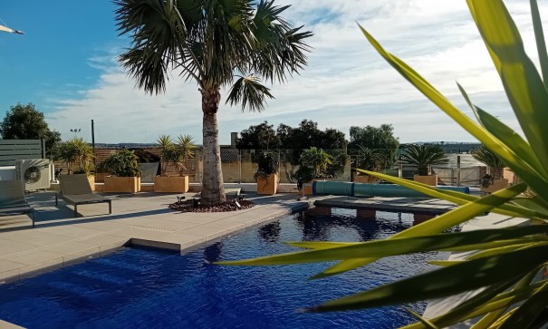 Herverkoop - Vrijstaande Villa -
Algorfa - La Finca Golf