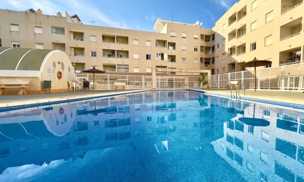 Herverkoop - Apartement Flat -
Torrevieja - Centro