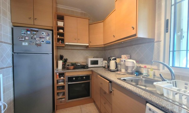 Videresalg - Byhus -
Los Montesinos - Los Montesinos - Urb. La Herrada