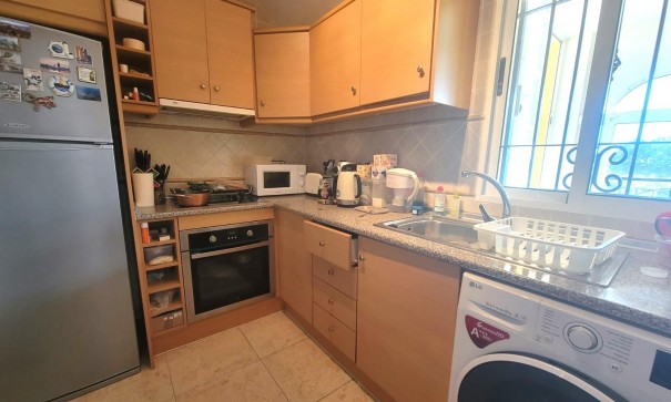 Videresalg - Byhus -
Los Montesinos - Los Montesinos - Urb. La Herrada