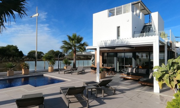 Resale - Freistehende Villa -
Algorfa - La Finca Golf