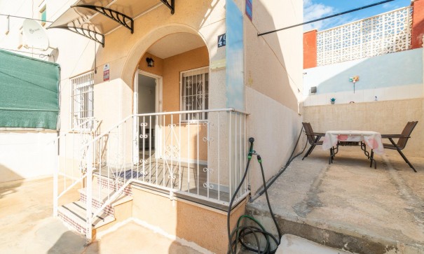 Resale - Wohnung Appartement -
Torrevieja - Los balcones