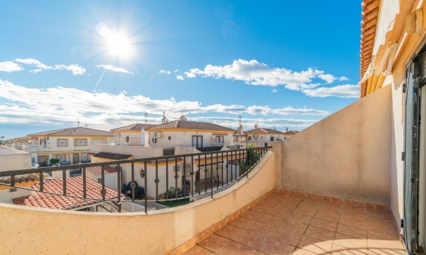 Herverkoop - Villa -
Orihuela Costa - Playa Flamenca
