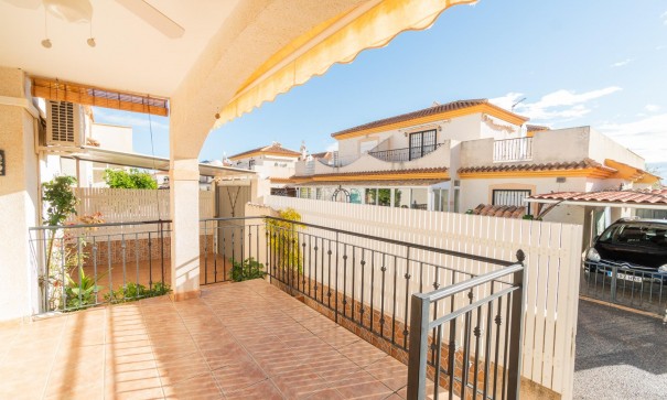 Herverkoop - Villa -
Orihuela Costa - Playa Flamenca