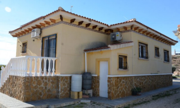 Videresalg - Fritliggende villa -
Abanilla