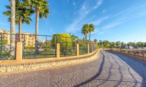 Herverkoop - Apartement Flat -
Orihuela Costa - Aguamarina