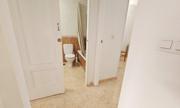 Herverkoop - Apartement Flat -
Torrevieja - Parque de las Naciones