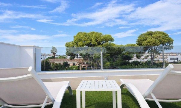 Herverkoop - Halfvrijstaande villa -
Santiago de La Ribera - Santiago de La Ribera - Town