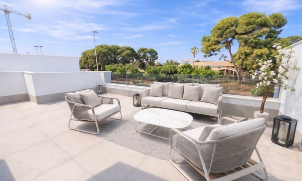 Herverkoop - Halfvrijstaande villa -
Santiago de La Ribera - Santiago de La Ribera - Town