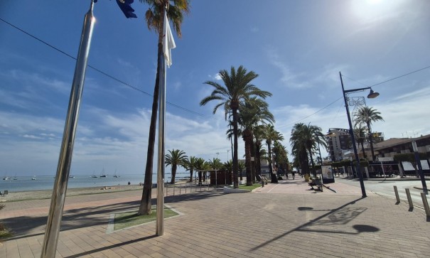 Herverkoop - Halfvrijstaande villa -
Santiago de La Ribera - Santiago de La Ribera - Town