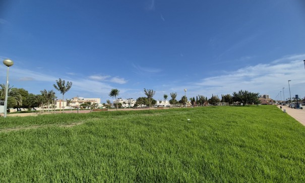 Herverkoop - Halfvrijstaande villa -
Santiago de La Ribera - Santiago de La Ribera - Town