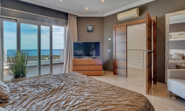 Herverkoop - Vrijstaande Villa -
Benissa - Benisa