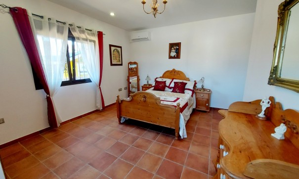 Resale - Finca Landgut -
Bigastro