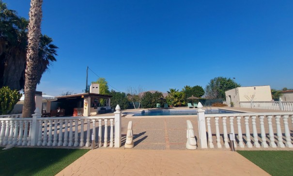 Resale - Finca Landgut -
Bigastro