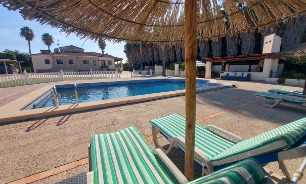 Resale - Finca Landgut -
Bigastro