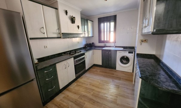 Återförsäljning - Fristående villa -
Villena