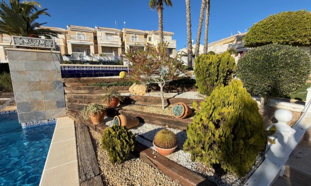 Herverkoop - Vrijstaande Villa -
Ciudad Quesada - Rojales - La Fiesta