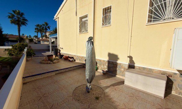 Herverkoop - Vrijstaande Villa -
Ciudad Quesada - Rojales - La Fiesta