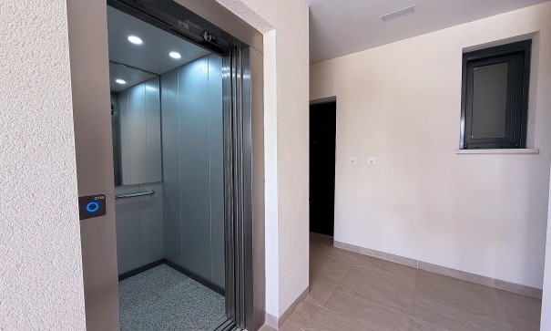 Herverkoop - Apartement Flat -
Los Altos