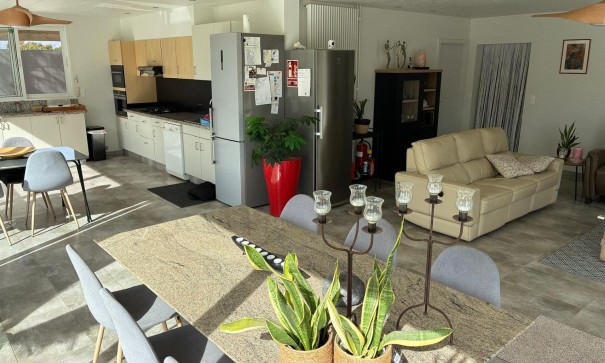 Sprzedaż - Willa wolnostojąca -
Crevillente