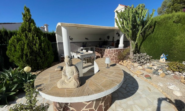 Herverkoop - Vrijstaande Villa -
Alfaz del Pi - l'Alfas del Pi