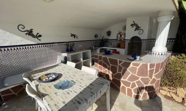 Herverkoop - Vrijstaande Villa -
Alfaz del Pi - l'Alfas del Pi