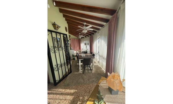 Herverkoop - Vrijstaande Villa -
Alfaz del Pi - l'Alfas del Pi