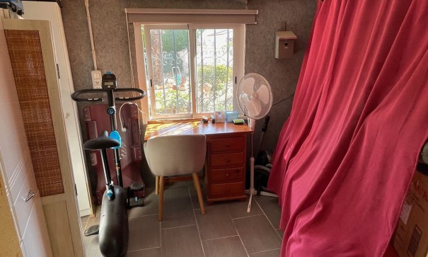 Herverkoop - Vrijstaande Villa -
Alfaz del Pi - l'Alfas del Pi