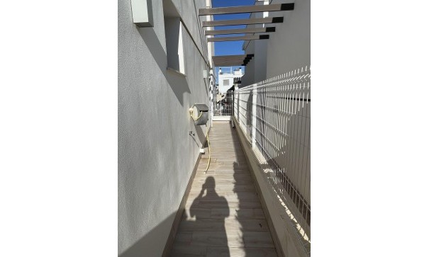 Herverkoop - Halfvrijstaande villa -
Villamartín