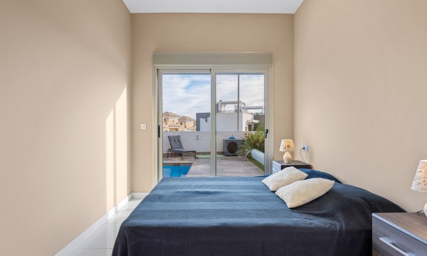 Venta - Chalet Independiente -
Villamartín