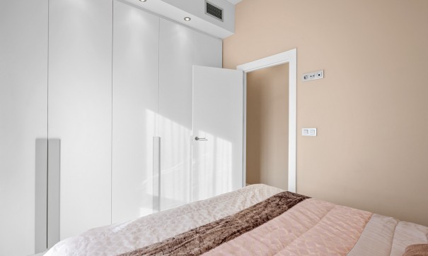 Venta - Chalet Independiente -
Villamartín