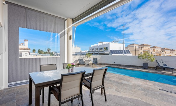 Venta - Chalet Independiente -
Villamartín