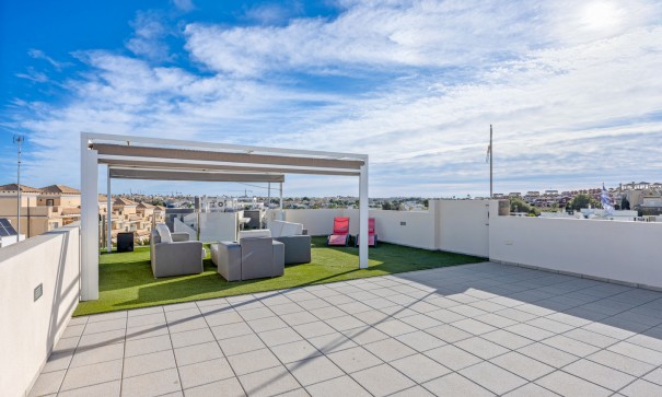 Venta - Chalet Independiente -
Villamartín