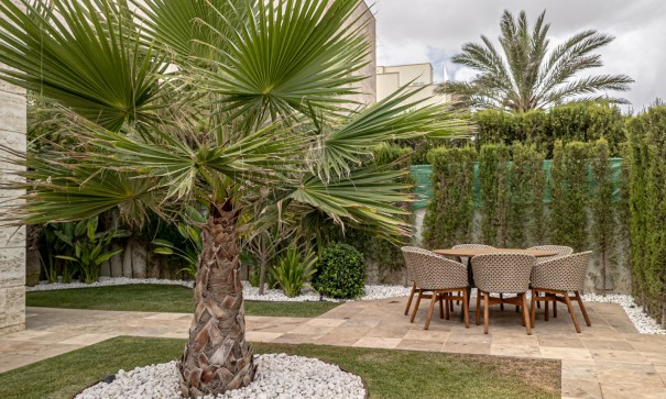 Herverkoop - Vrijstaande Villa -
La Zenia - Beachside