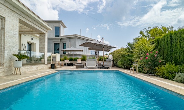 Herverkoop - Vrijstaande Villa -
La Zenia - Beachside