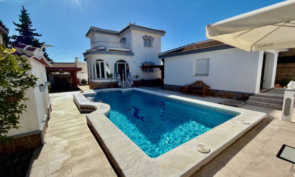 Revente - Villa Individuelle -
Ciudad Quesada - Rojales - Ciudad Quesada