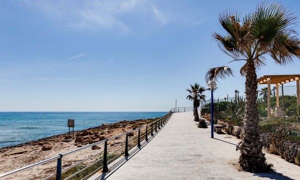 Nouvelle construction - Vrijstaande Villa -
Orihuela Costa - La Zenia