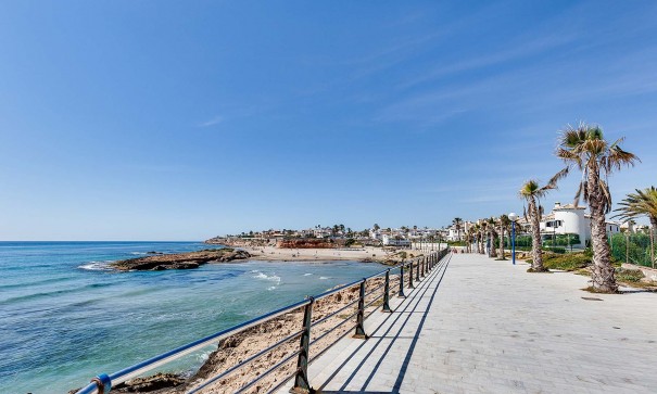 Nouvelle construction - Vrijstaande Villa -
Orihuela Costa - La Zenia