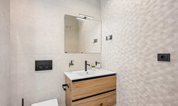 Herverkoop - Villa - Vrijstaand -
Orihuela Costa - Blue Lagoon*