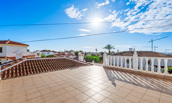 Herverkoop - Vrijstaande Villa -
Ciudad Quesada - Rojales - Rojales