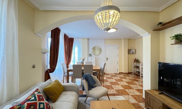 Herverkoop - Stadswoning -
Orihuela Costa - Lomas de Cabo Roig-Los Dolses