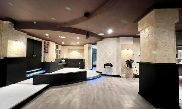 Herverkoop - Commercieel -
Torrevieja - Playa de los Naufragos