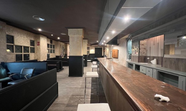 Herverkoop - Commercieel -
Torrevieja - Playa de los Naufragos