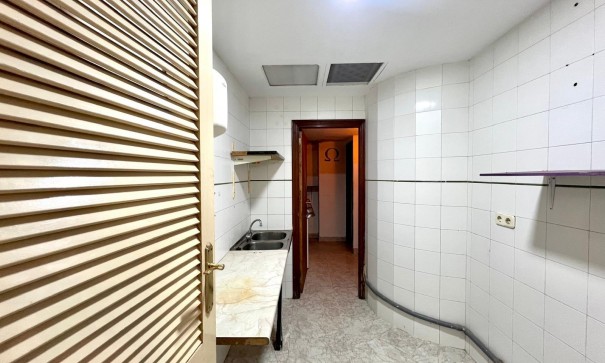 Herverkoop - Commercieel -
Torrevieja - Playa de los Naufragos