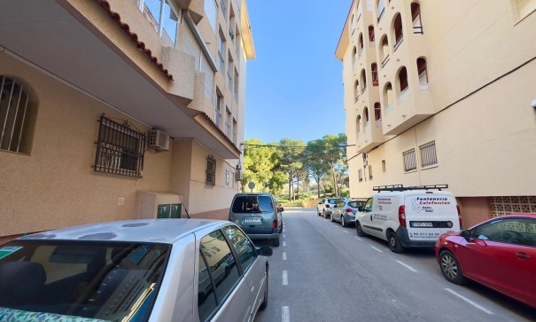 Herverkoop - Apartement Flat -
Guardamar del Segura - CENTRO