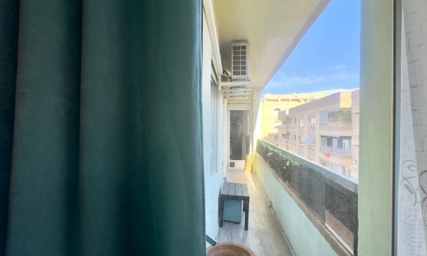 Herverkoop - Apartement Flat -
Torrevieja - Parque de las Naciones